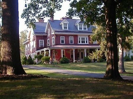 Cameron Estate Inn Mount Joy Kültér fotó