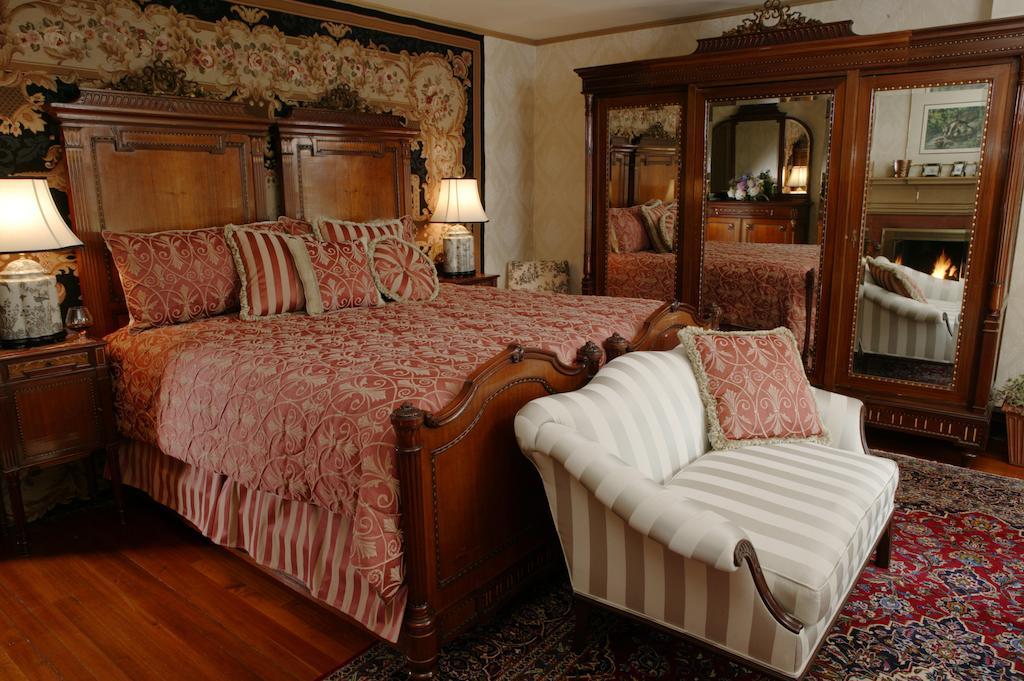 Cameron Estate Inn Mount Joy Kültér fotó